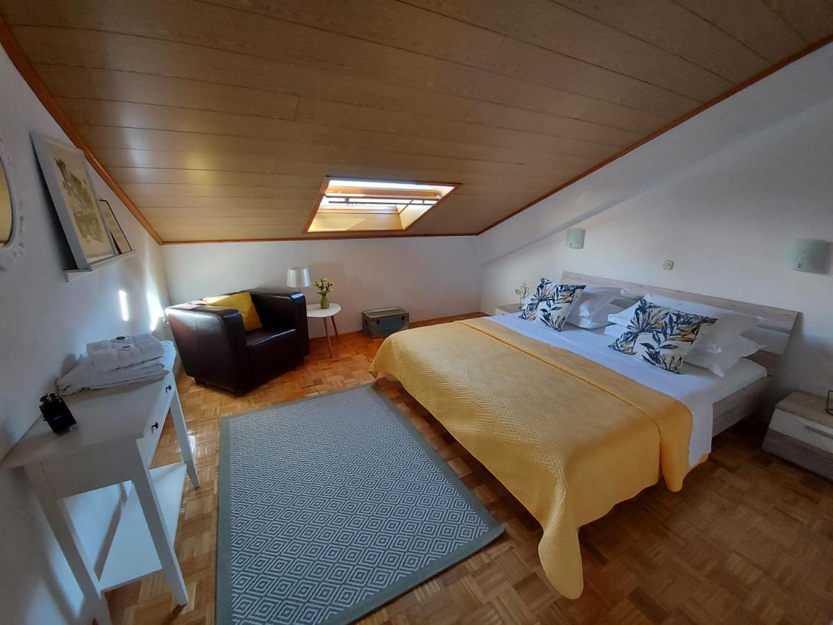 Apartments And Rooms Villa Dona Makarska Exteriör bild